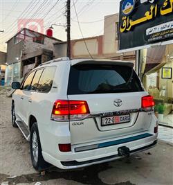 تويوتا لاندكروزر